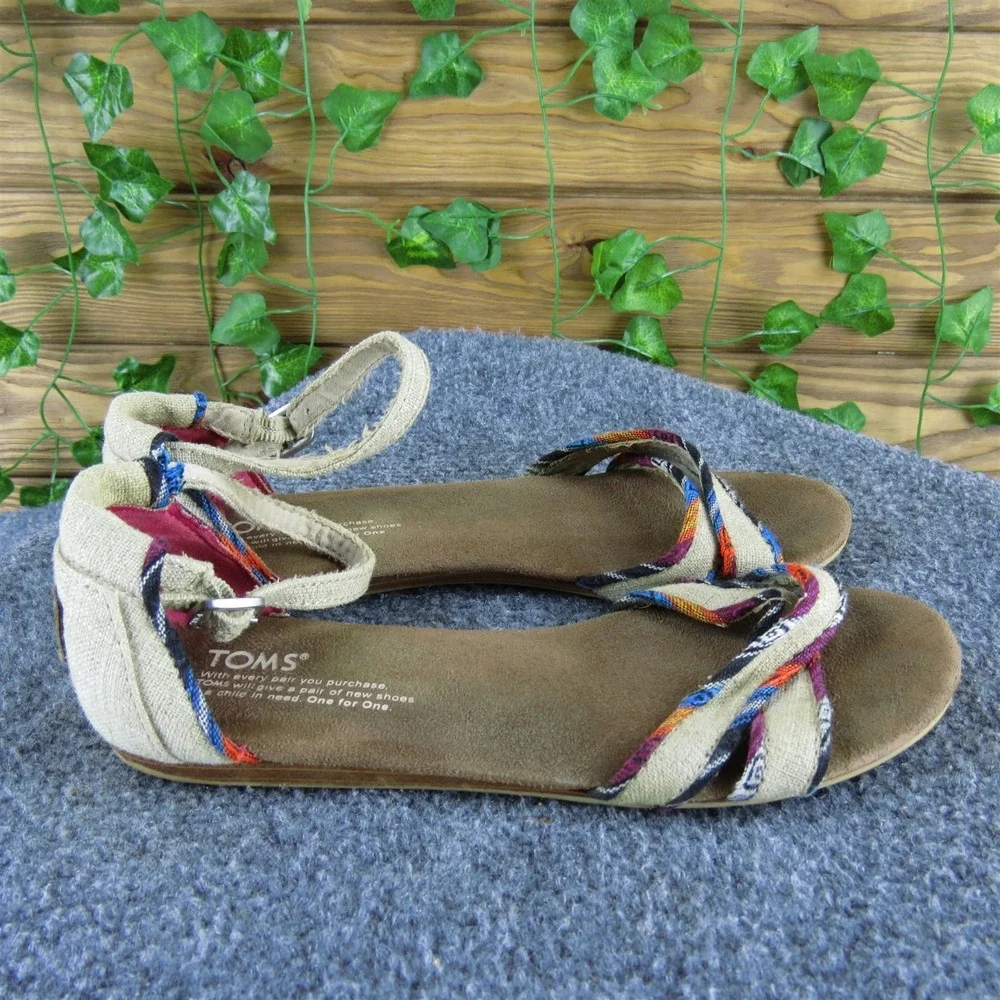 Toms 00 sandal